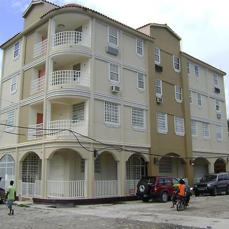 Caribbean Hotel Cayes Les Cayes Buitenkant foto